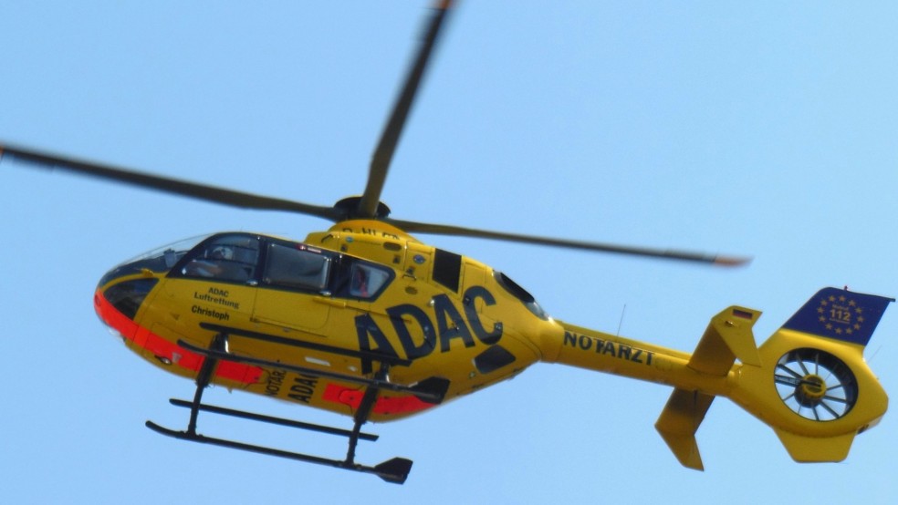 Ein Hubschrauber brachte den schwer verletzten 16-Jährigen ins Krankenhaus. © Pixabay