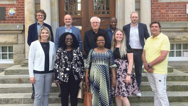 Botschafterin von Burundi besucht Papenburg