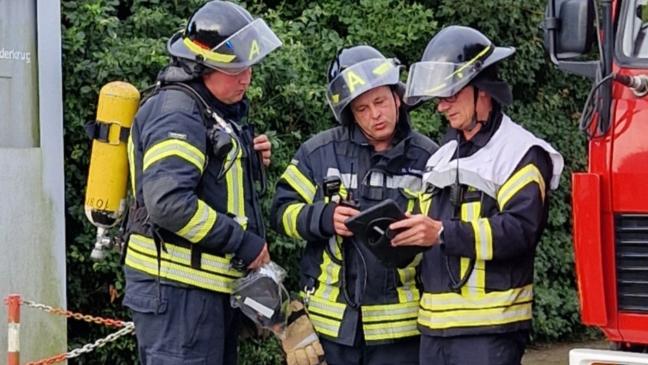 Feuerwehr rückt zur Gasverdichterstation aus