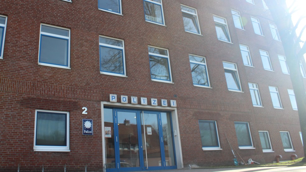 Die Polizei in Leer bittet Zeugen um Hinweise zum Überfall in der Annenstraße. © Foto: Berents