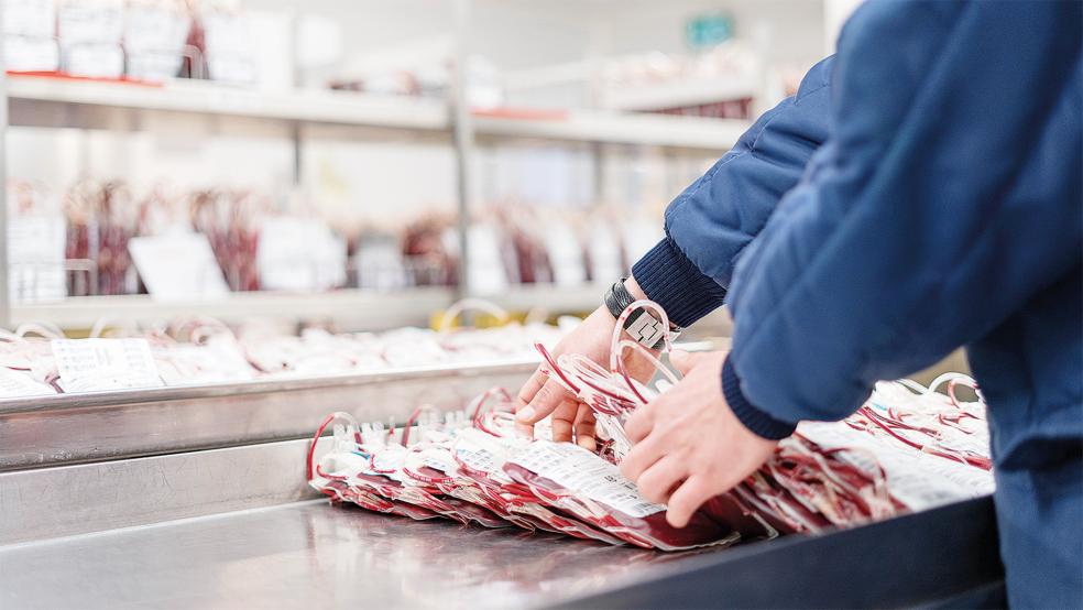 Die Blutkonserven in Niedersachsen gehen zur Neige. Auch im Klinikum ist der Bestand knapp.  © Foto: NSTOB