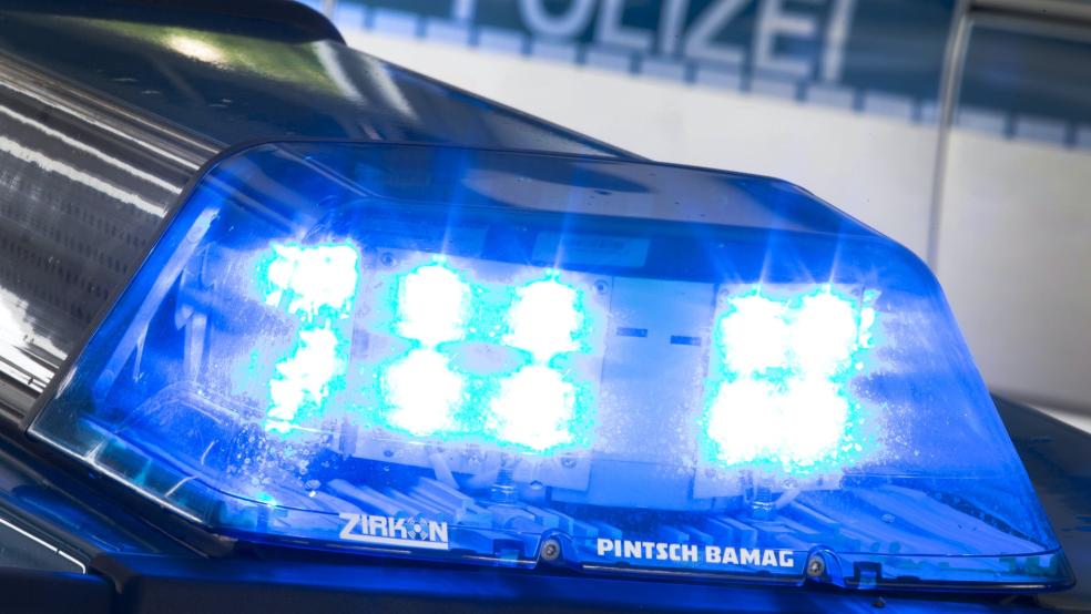 Die Polizei konnte einen fliehenden Rollerfahrer festsetzen. © Gentsch/dpa