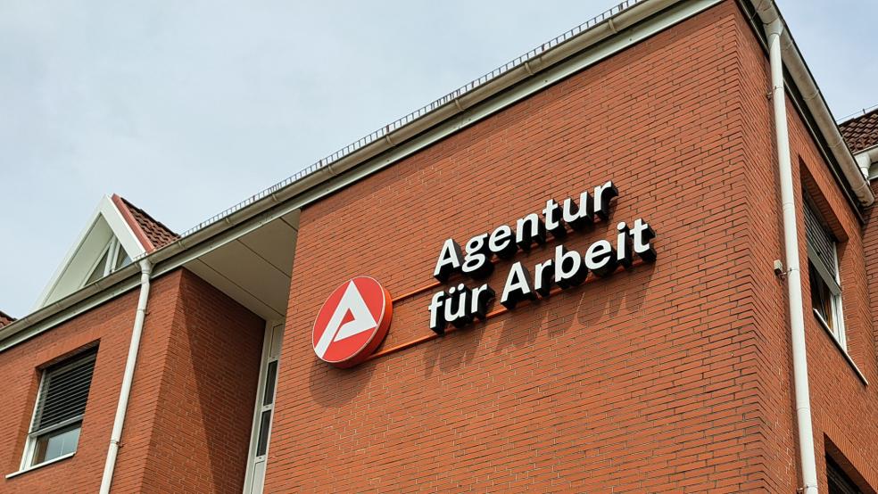 Bei der Agentur für Arbeit Emden-Leer waren im August insgesamt 16.383 Menschen arbeitslos gemeldet. © Szyska