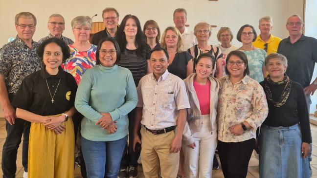 Kirchen-Delegation aus Sumba auf Ostfriesland-Visite
