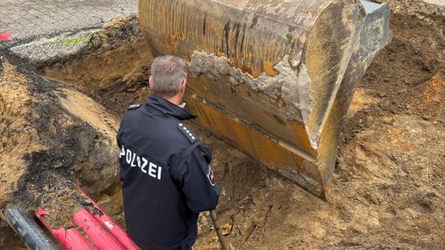 Bauarbeiter stoßen auf menschliche Knochen