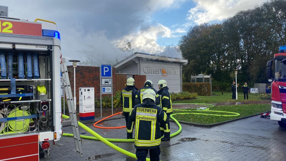 Rund 70 Einsatzkräfte waren bei der Bekämpfung des Feuers im Einsatz. © Feuerwehr
