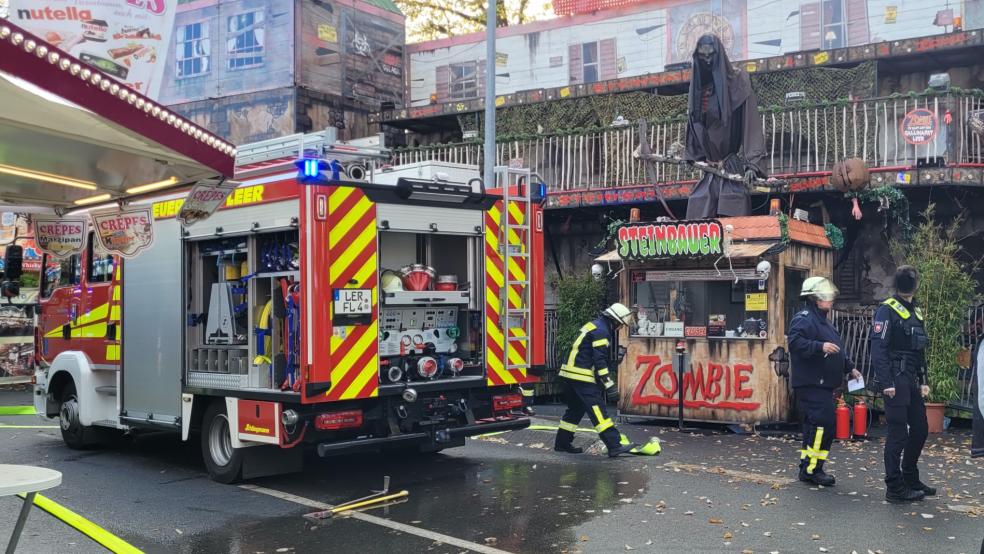 Eine Geisterbahn ist auf dem Gallimarkt in Brand geraten. © Wolters