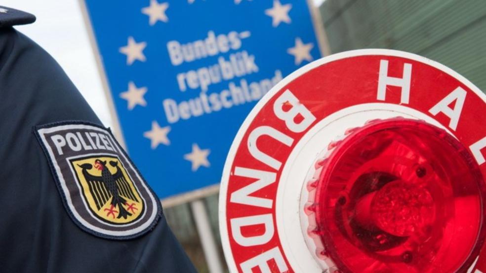 Die Polizei stellte einen 23-Jährigen an der Grenze. © Privat