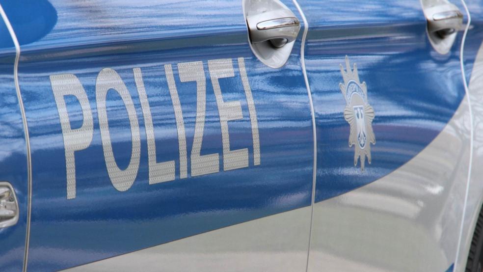 Ein 63-jähriger Mann soll ein 16-jähriges Mädchen beschimpft und attackiert haben. Die Bundespolizei sucht Zeugen des Vorfalls. © Bundespolizei