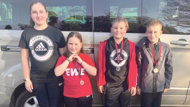 Jemgumer Judoka kämpfen international