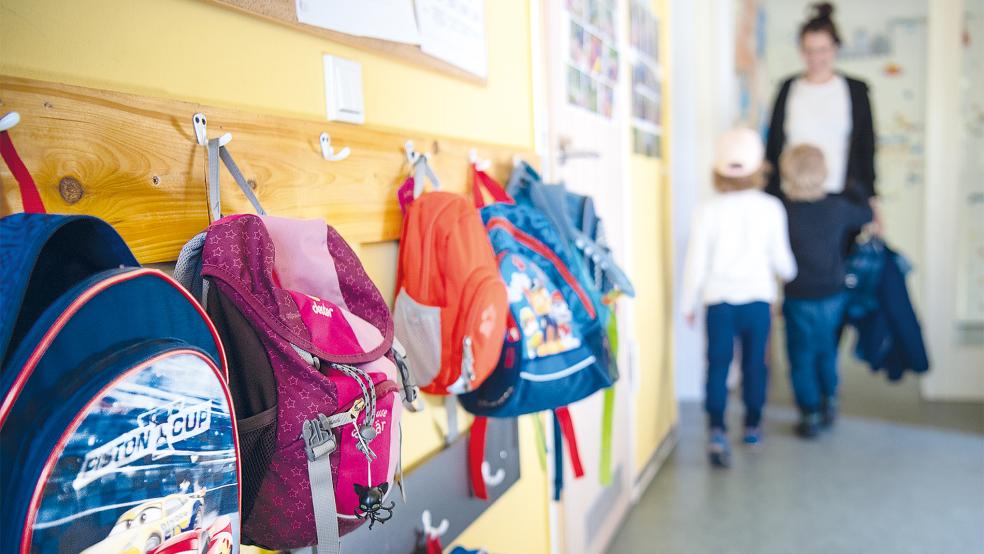 Die Gemeinde Bunde hat noch freie Kapazitäten bei der Kinderbetreuung.  © Symbolfoto: dpa/Skolimowska