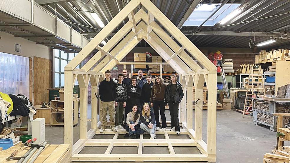 Das Ubbo-Emmius-Gymnasium kam mit seinen selbst entwickelten Hütten auf den zweiten Platz der Schulprojekte.  © Archivfoto:privat