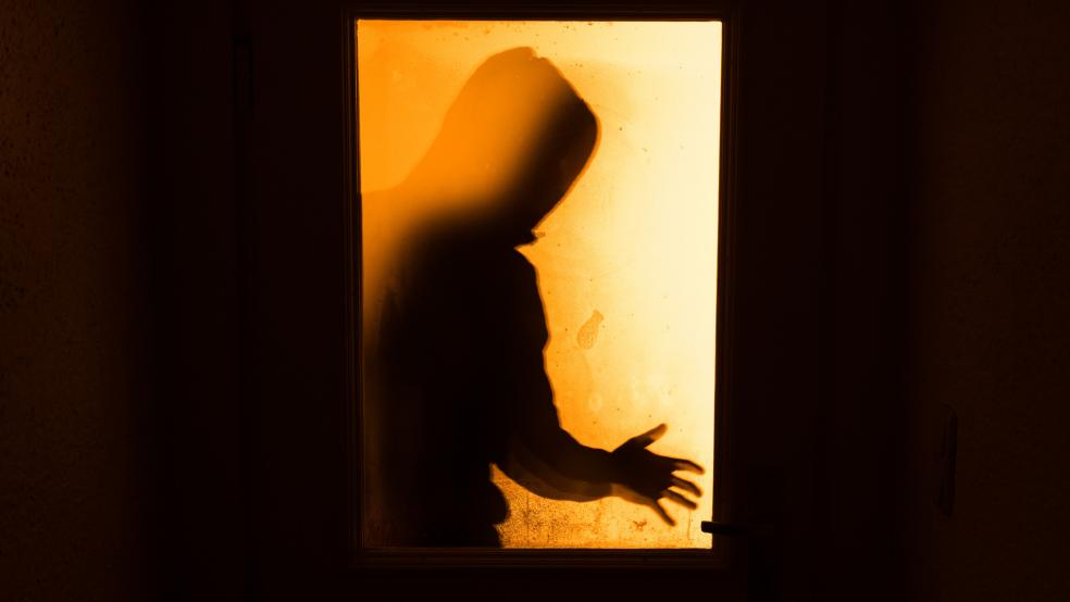 Wer Hinweise zu der Tat oder dem erlangten Diebesgut geben kann, wird gebeten, sich bei der Polizei in Leer zu melden. © Armer (dpa/Symbolfoto)