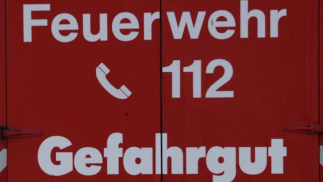 Chemikalie läuft aus Postpaket