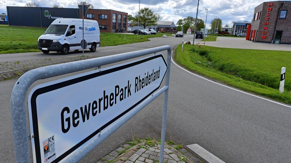 Das größte Grundstück im Gewerbepark Rheiderland bleibt vorerst verfügbar. © Szyska
