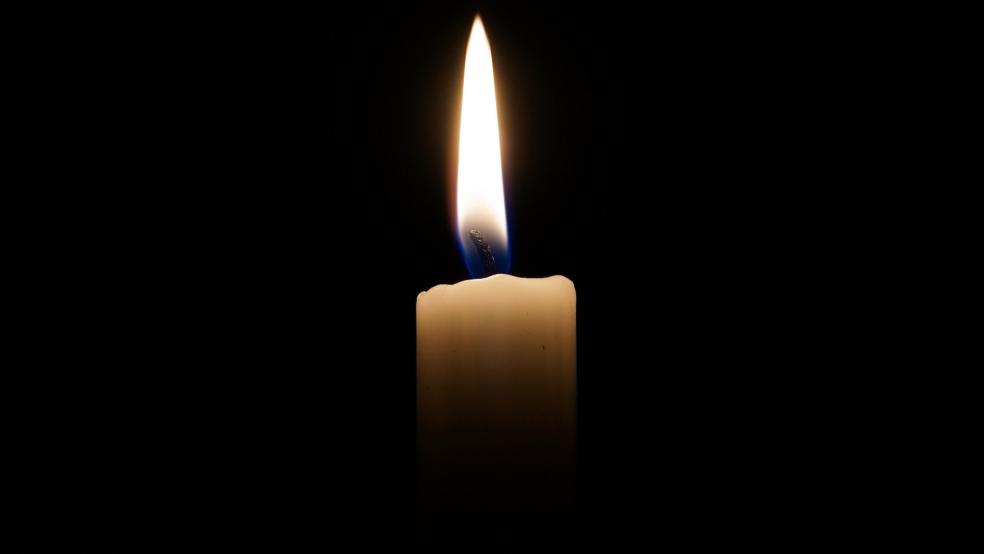 Weil Bewohner eine brennende Kerze vergessen hatten, kam es zu einem Feuer in einer Wohnung. © pixabay