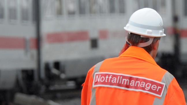 Feuerwehren rücken zur Bahnstrecke aus