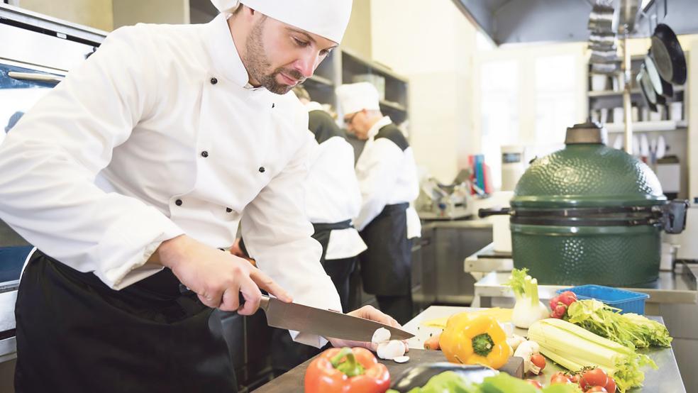 Die Küche ist das Herzstück jedes Gastronomiebetriebes. Die gestiegenen Lebensmittelpreise, aber auch Preissteigerungen bei Energie und Rohstoffen, machen vielen Betrieben in Ostfriesland Sorgen.  © Symbolfoto: Pixabay