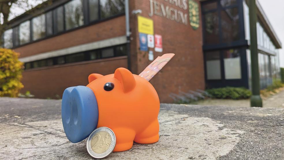 Im Sparschwein der Gemeinde Jemgum landet höchstens Kleingeld.  © Foto: Szyska