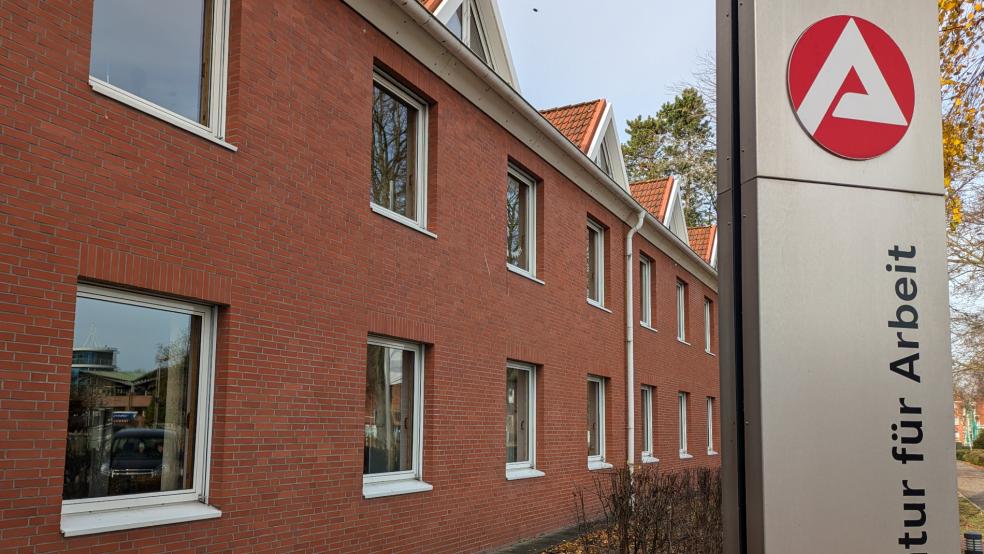 Im Bereich der Geschäftsstelle Leer der Agentur für Arbeit stieg die Arbeitslosenquote im November um 0,2 Punkte von 5,5 auf 5,7 Prozent. © Szyska