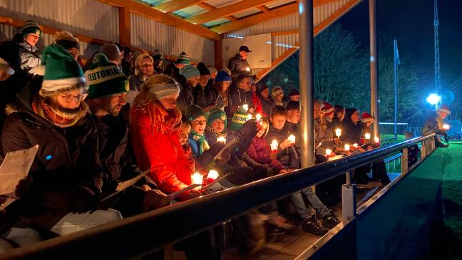 Freude über Weihnachten und neue Tribüne