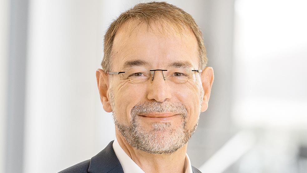 Peter Göhlich wird neben seiner Tätigkeit im Borromäus-Hospital auch priesterliche Dienste im Klinikum in Leer übernehmen.  © Foto: Ludmillenstift