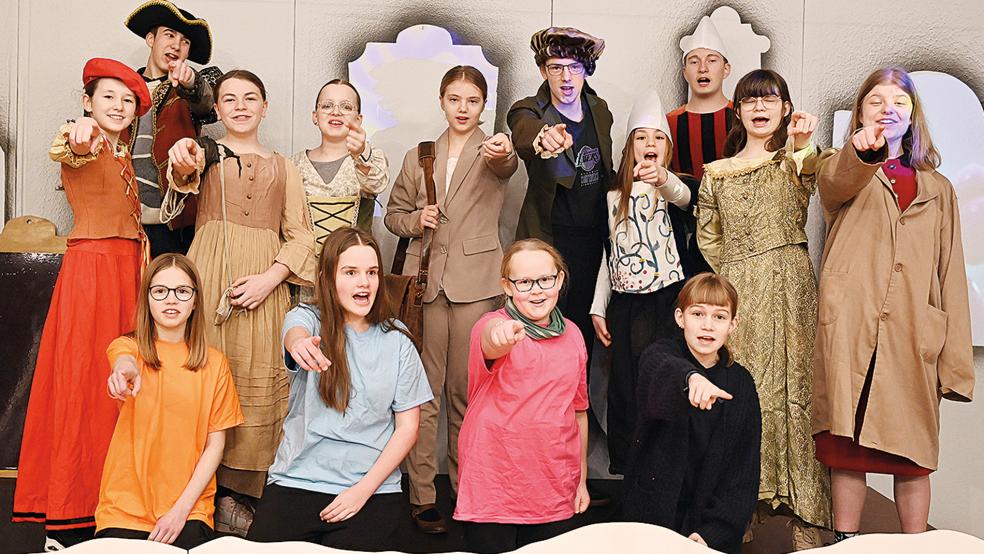 Schülerinnen und Schüler mit und ohne Beeinträchtigungen sind gemeinsam im Theaterprojekt »Emma & Co.« aktiv.  © Foto: privat