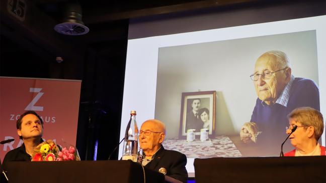 600 Zuhörer bei Lesung mit Albrecht Weinberg