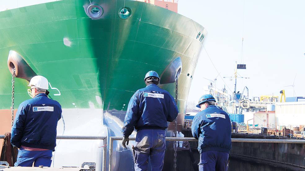 Auf dem Gelände der Emder Werft und Dock GmbH können ab sofort auch Schiffe, Windräder und Industrieanlagen zurückgebaut werden.  © Foto: EWD