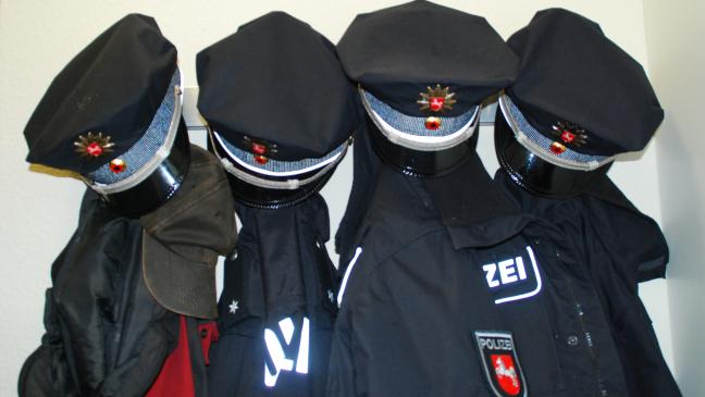 Mann bedroht Passanten mit Küchenmesser