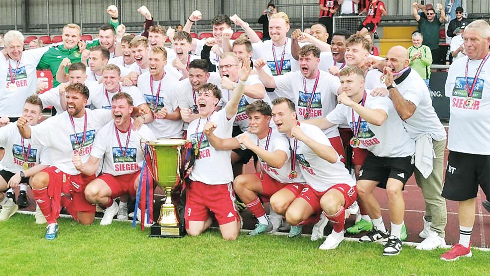 Der TuS Pewsum gewann im vergangenen Jahr den Ostfriesland-Cup in Aurich.  © Foto: privat