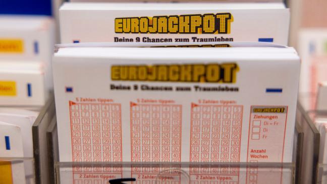 Glückspilz gewinnt fast fünf Millionen Euro