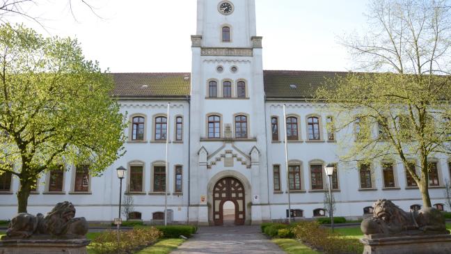 Zeuge verstrickt sich in Widersprüche