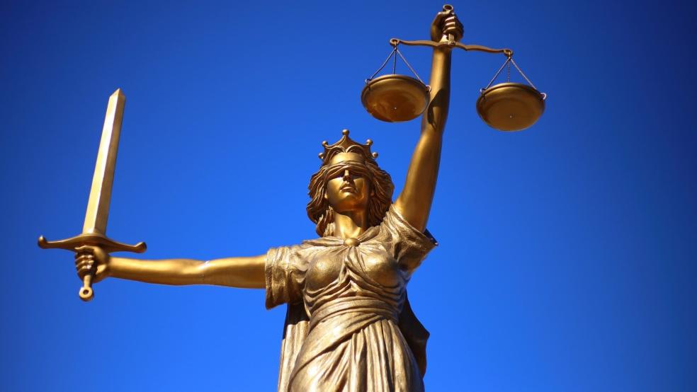 Die Angeklagte erhielt eine Bewährungsstrafe von einem Jahr und acht Monaten und konnte nach einem halben Jahr Untersuchungshaft den Gerichtssaal als freier Mensch verlassen.  © Pixabay (Symbolfoto)