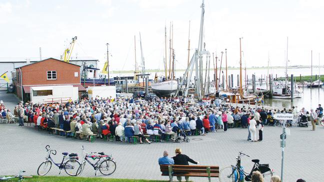 Himmelfahrt am Hafen