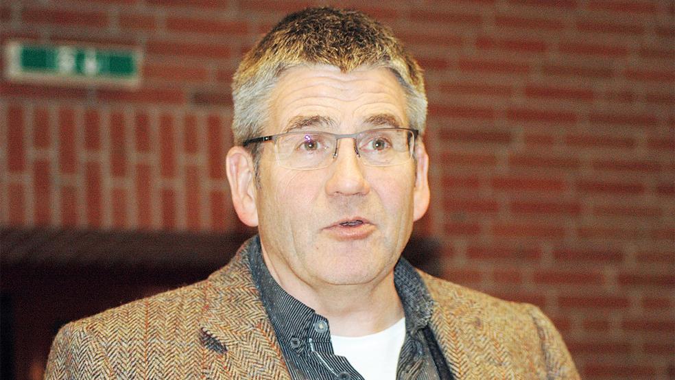 Heinrich Pegel bei einem Vortrag in Jemgum.  © Foto: Szyska