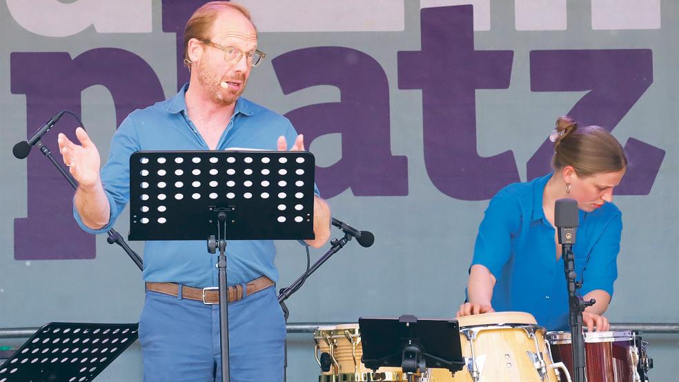 Schauspieler Johann von Bülow und Musikerin Vanessa Porter begeisterten beim »Festival aufm Platz«. © Ammermann