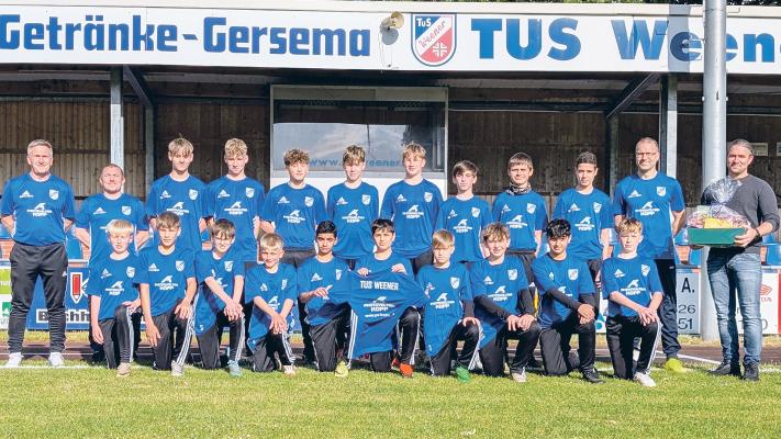 Photovoltaik Kopp sponsert Weeners C2-Junioren T-Shirts