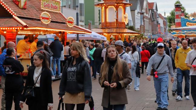 Stadtfest, Bullenreiten und Filme