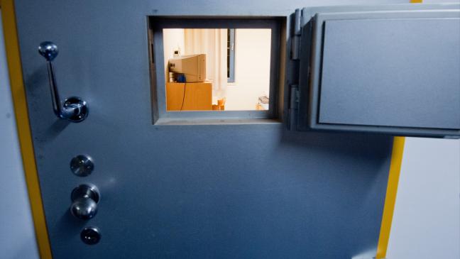 Messer-Mann für zwei Jahre hinter Gitter