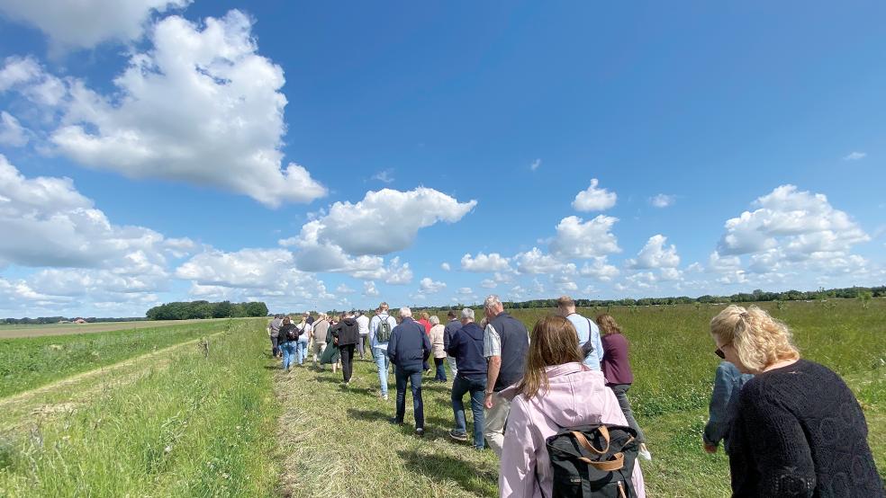 Unterwegs im LeaderLand: Vertreter lokaler Aktionsgruppen aus Ostfriesland bei einer Exkursion im niederländischen Wessinghuizen. Wie es weitergeht mit dem Programm, entscheidet sich in zwei Jahren.  © Foto: Hanken