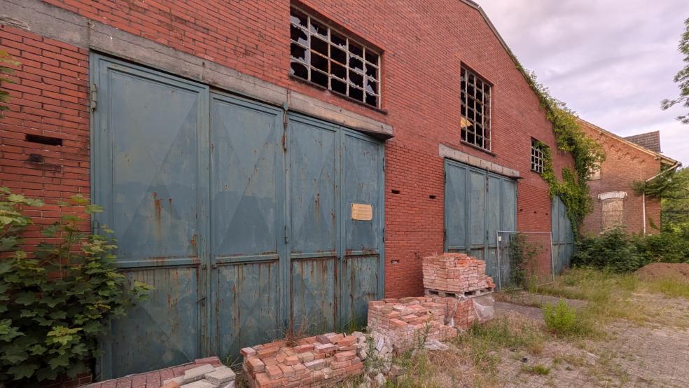 Nach dem Abbruch der alten Ziegelei-Gebäude soll in Jemgum ein Viertel entstehen, in dem nicht nur Gutbetuchte wohnen. © Foto: Szyska