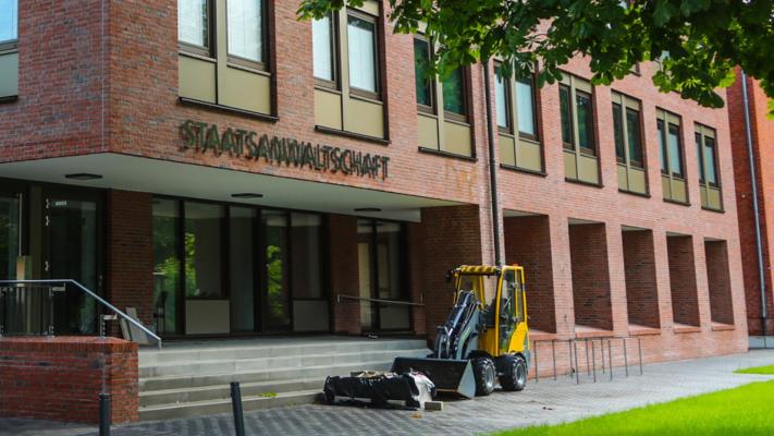Auricher Staatsanwälte bekämpfen Gewaltbilder und Pornografie