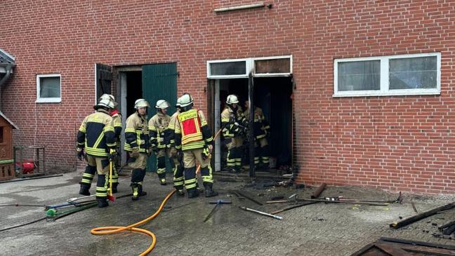 Brand an Landwirtschaftsgebäude in Bingum