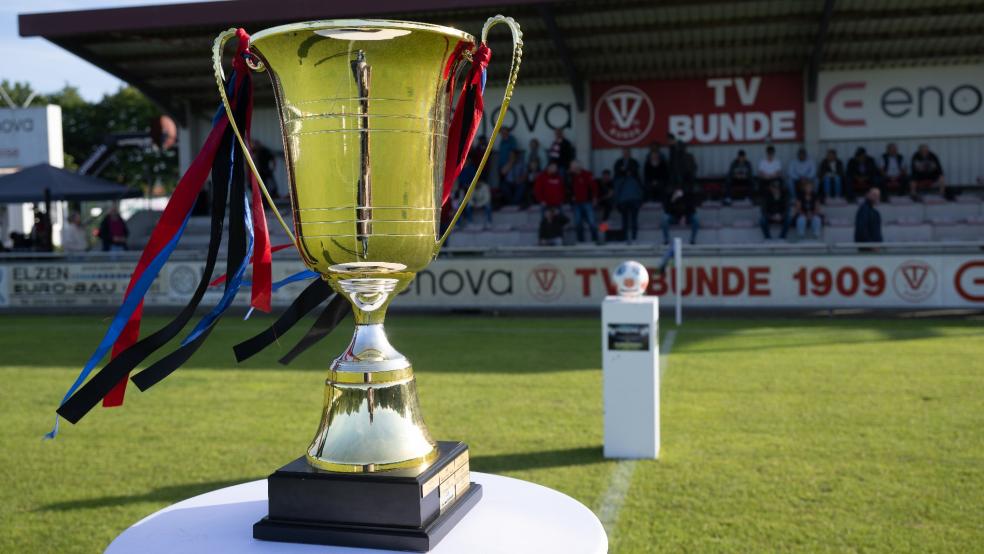 Der Ostfriesland-Cup geht in die entscheidenden Spiele in der Gruppenphase. Der TV Bunde könnte beim ersten Halbfinalisten Blau-Weiß Borssum heran müssen. © Bruins