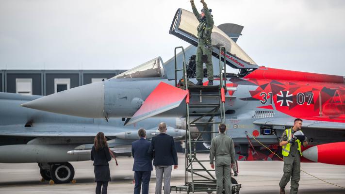 Erste Eurofighter zurück in Ostfriesland