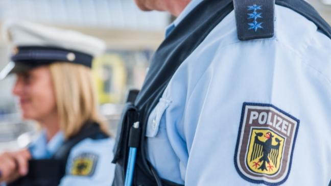 Verbotenes Messer bei Grenzkontrolle entdeckt