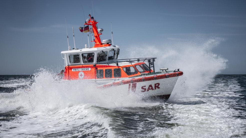 Die "Fritz Thieme" der Seenotretter rückte aufgrund eines Notfalls auf einem Segelboot aus. © Foto: DGzRS