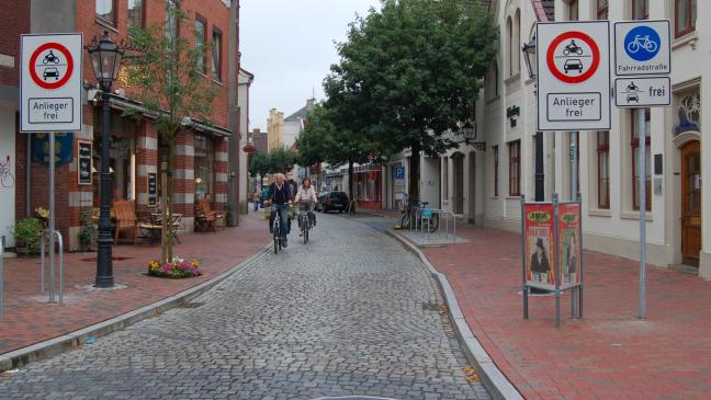 Brunnenstraße für Handwerkermarkt gesperrt