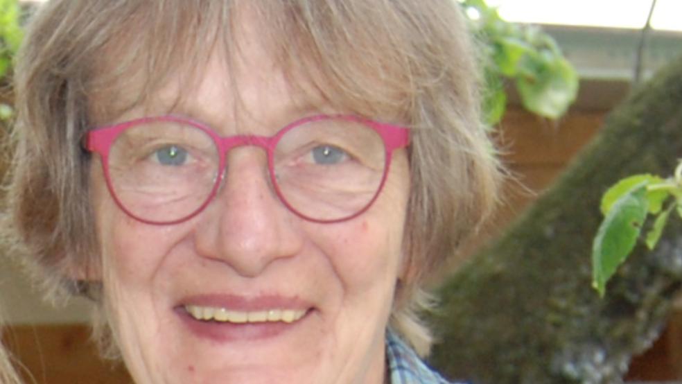 Iris Holzpafel leitete viele Jahre das Tierheim Stapelmoor.   © Foto: Hoegen/Archiv